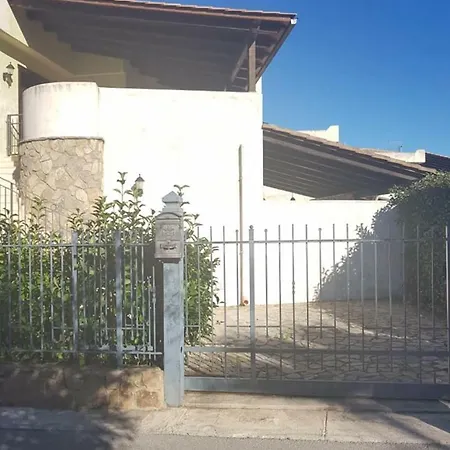 בית נופש Mare Luna Village